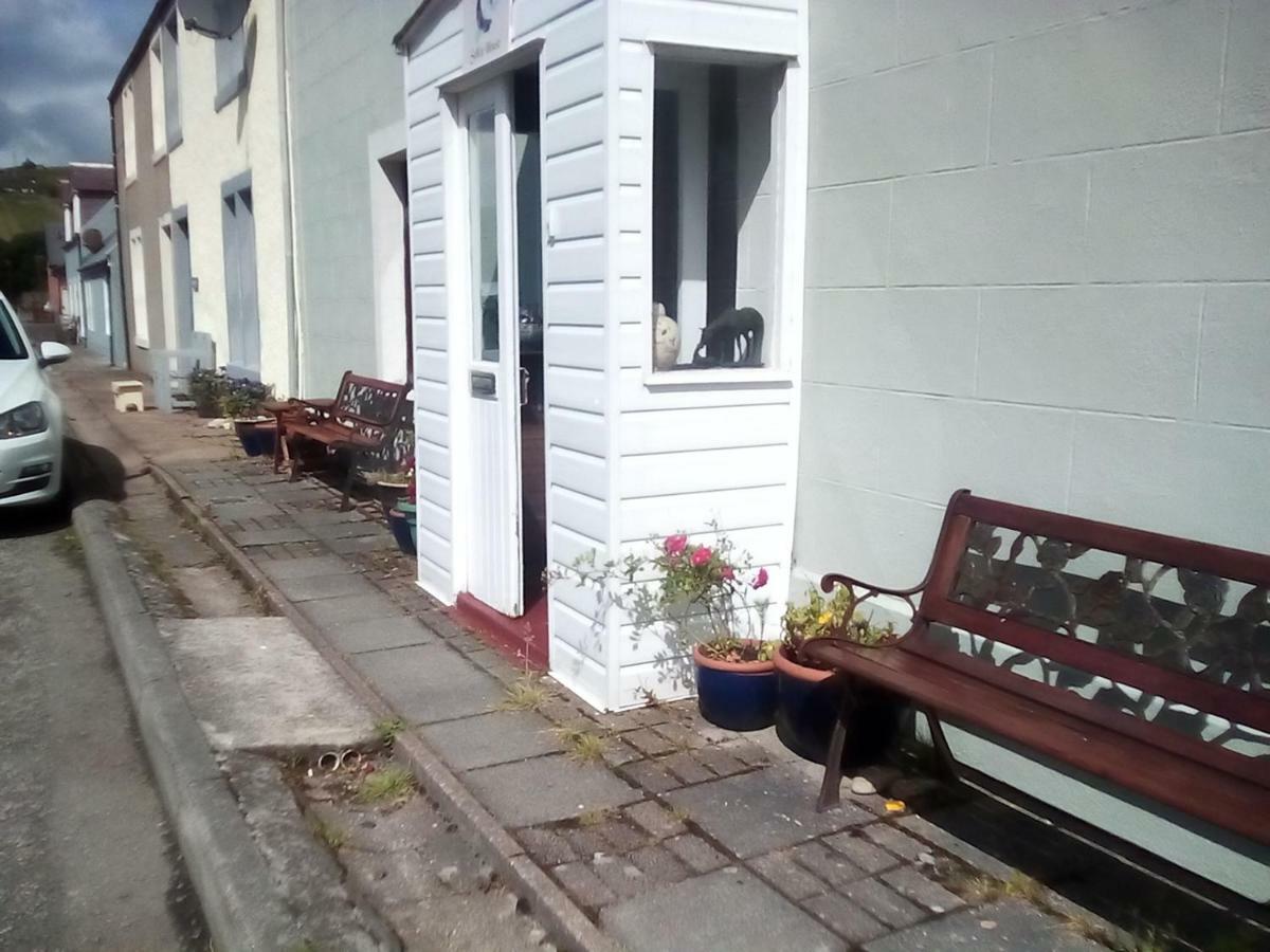 Sea Song, Selkie House Acomodação com café da manhã Helmsdale Exterior foto